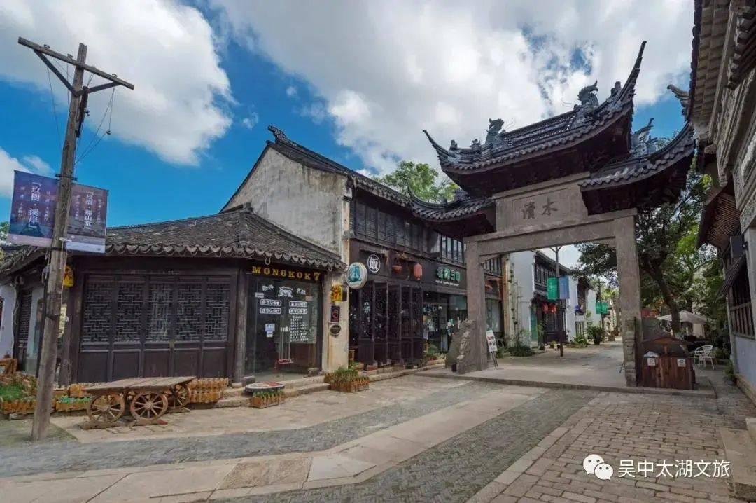 佩普·瓜迪奥拉为哈维辩护：巴塞罗那的压力无法相比
